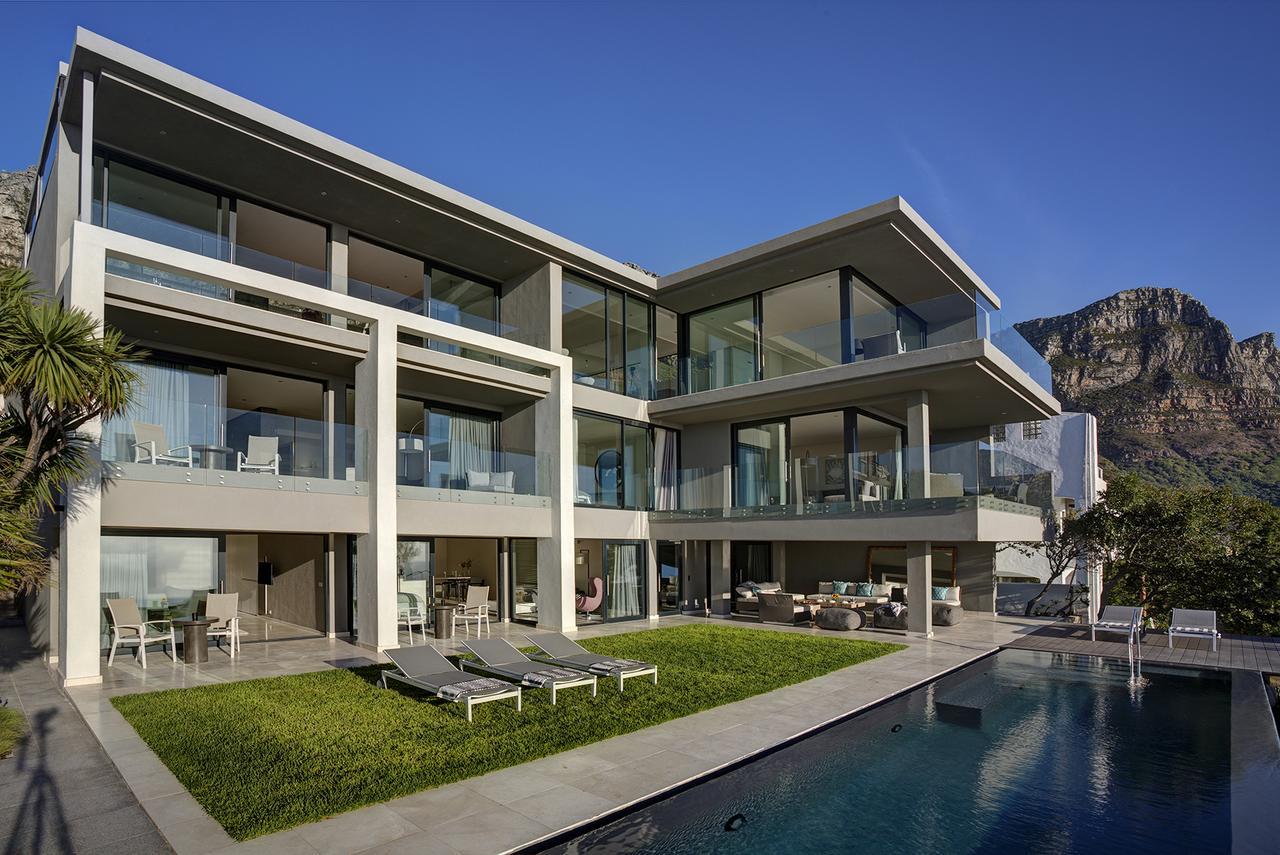 Cb-one Luxury